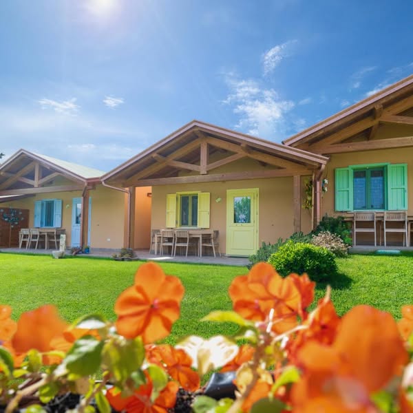 Booking.com Meta ad Beispiel gestartet 2026-08-31: Il Campo di Nonno Gi&ograve;, MEYERHOF - Bioweingut, Vinothek & G&auml;stehaus, Capri Melody, Superior Family Apartment Loti, Intimate well appointed Studio w Pool, Шикарные апартаменты рядом с Атакентом, Ботаническим садом, КазНУ, Esentai Mall и Mega Center