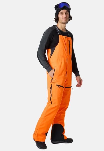 Zalando Meta ad exemple commenc&eacute; 2026-08-19: Swedemount LOFOTEN HOOD JACKET - Winter jacket - midnight navy, Swedemount GLITTERTIND SKIRT W - Sports skirt - dk. navy light blue, Swedemount ST. ANTON - Snowboard pants - orange, Swedemount PACKABLE WIND - Waistcoat - neon, Swedemount ULTRA LIGHT - Polo shirt - dk navy, Swedemount V&Auml;DER&Ouml;ARNA - Parka - seaweed green