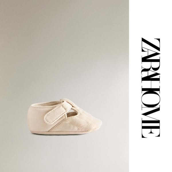 Zara Home Meta ad Beispiel gestartet 2026-09-01: Scarpette sandalo, Scarpine in tessuto, Scarpetta in tessuto, Scarpetta orecchiette, Scarpetta orecchiette, Scarpini ballerina texture